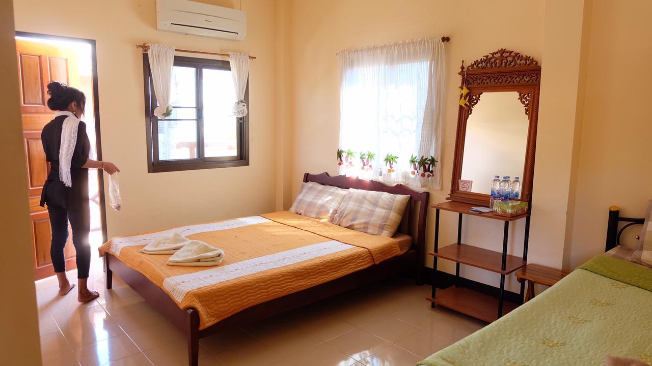 Benya Guest House Phimai Экстерьер фото